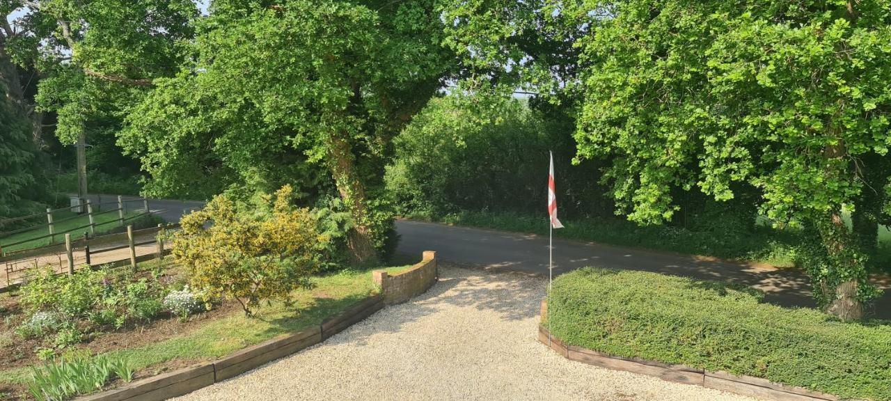 Bed and Breakfast Ha'Penny Acre Sherfield English Zewnętrze zdjęcie