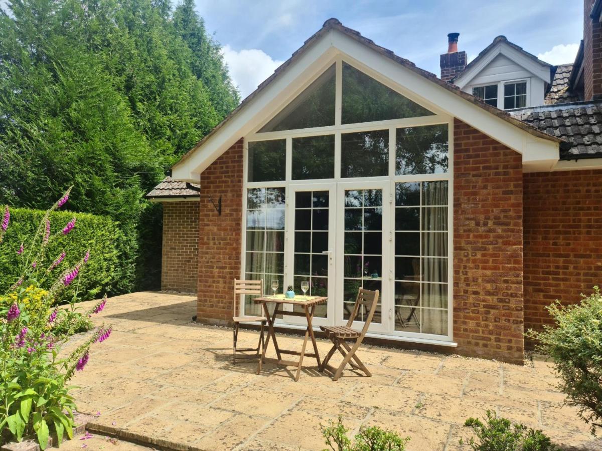 Bed and Breakfast Ha'Penny Acre Sherfield English Zewnętrze zdjęcie